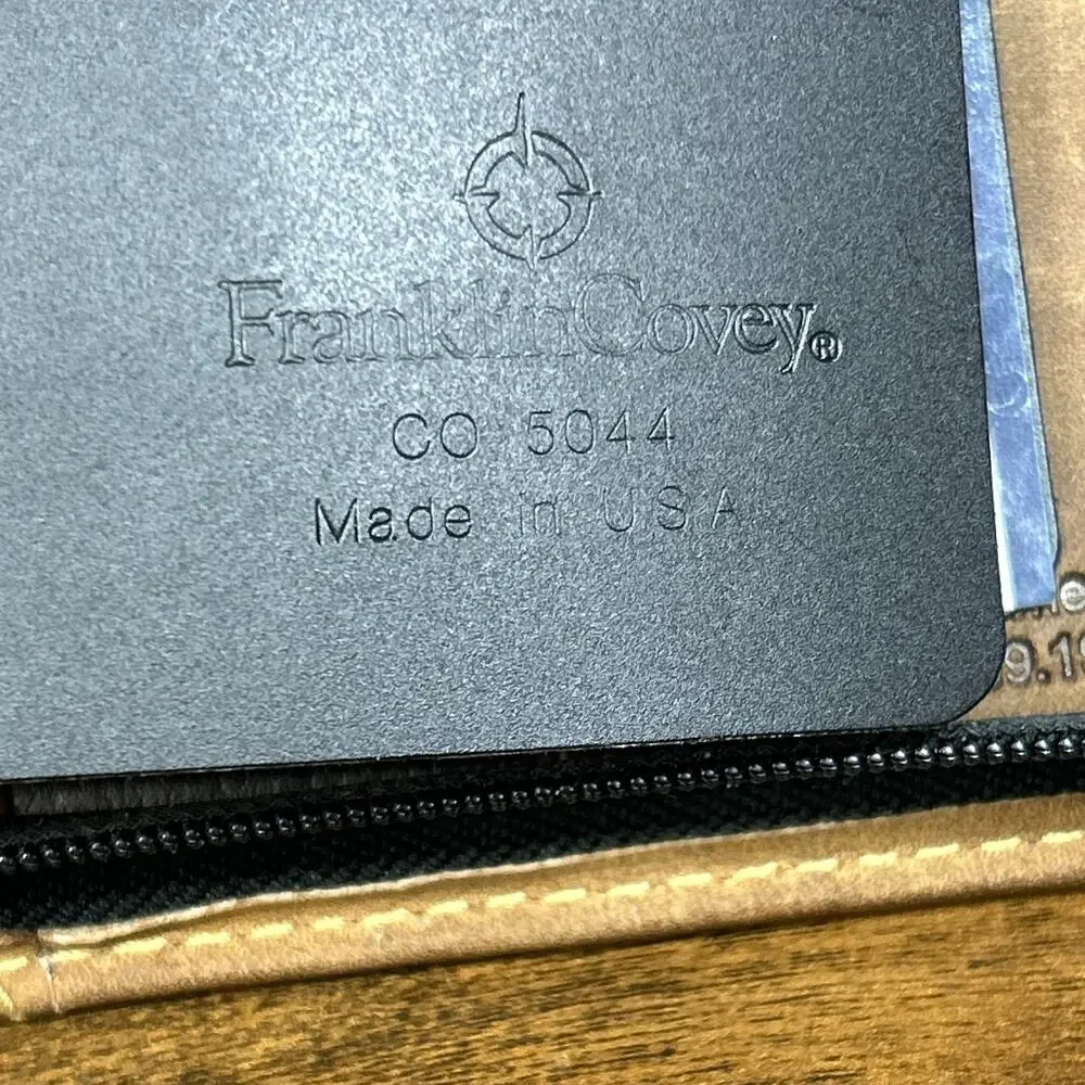 Vintage Franklin Covey 6 Ring Full Grain Leather Classic Brown Zip Planner USA